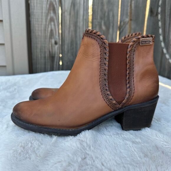 Pikolinos Women's Brown Leather Ankle Boots Chic Everyday Style Size 37 US 6-6.5 - Picture 3 of 12